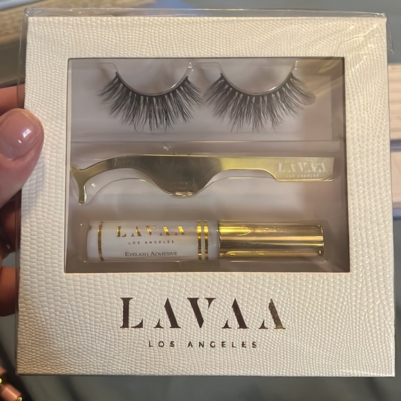 🆕LAVAA  BEAUTY FLIRTY LASH SET 👁️ - Picture 11 of 11